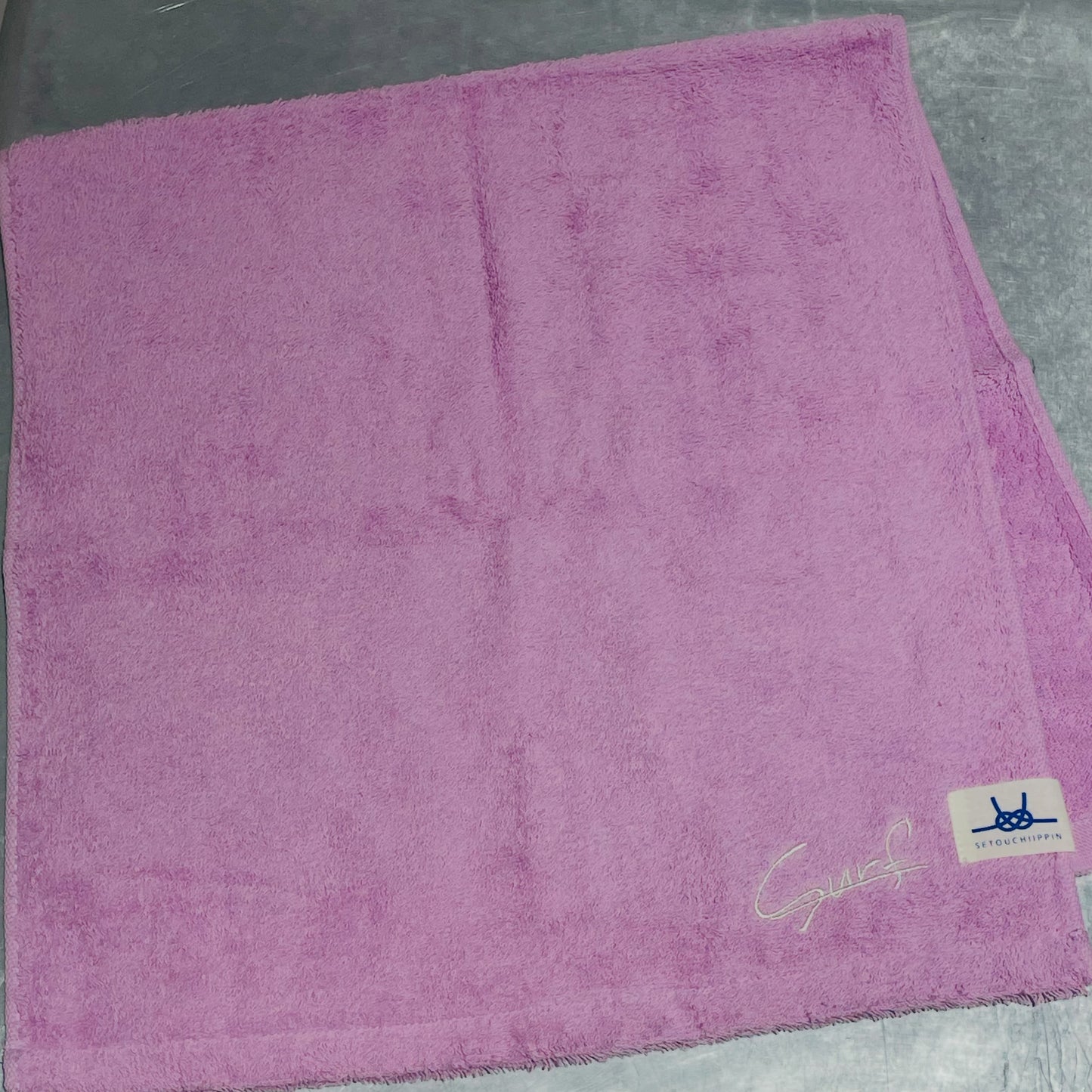 surfオリジナル　フェイスタオル ピンク×ピンク